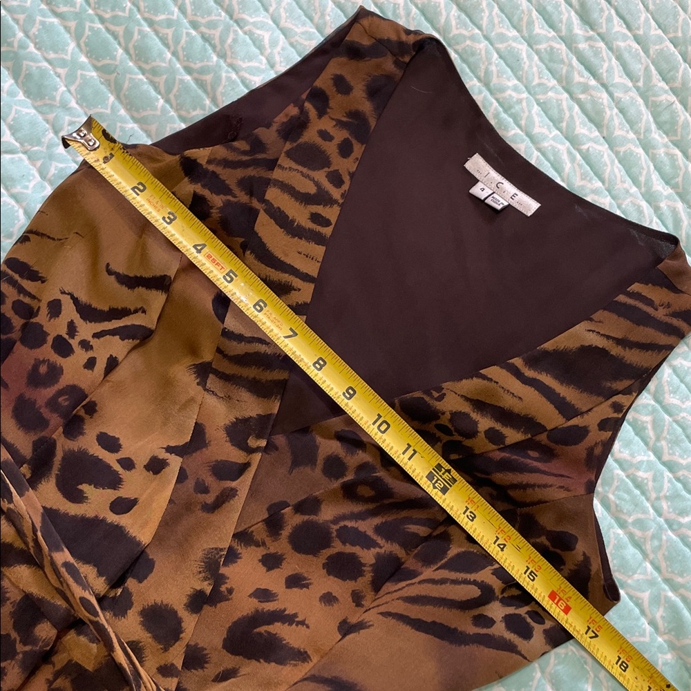 pure Silk tiger, print handkerchief, hem dress - Picture 5 of 6
